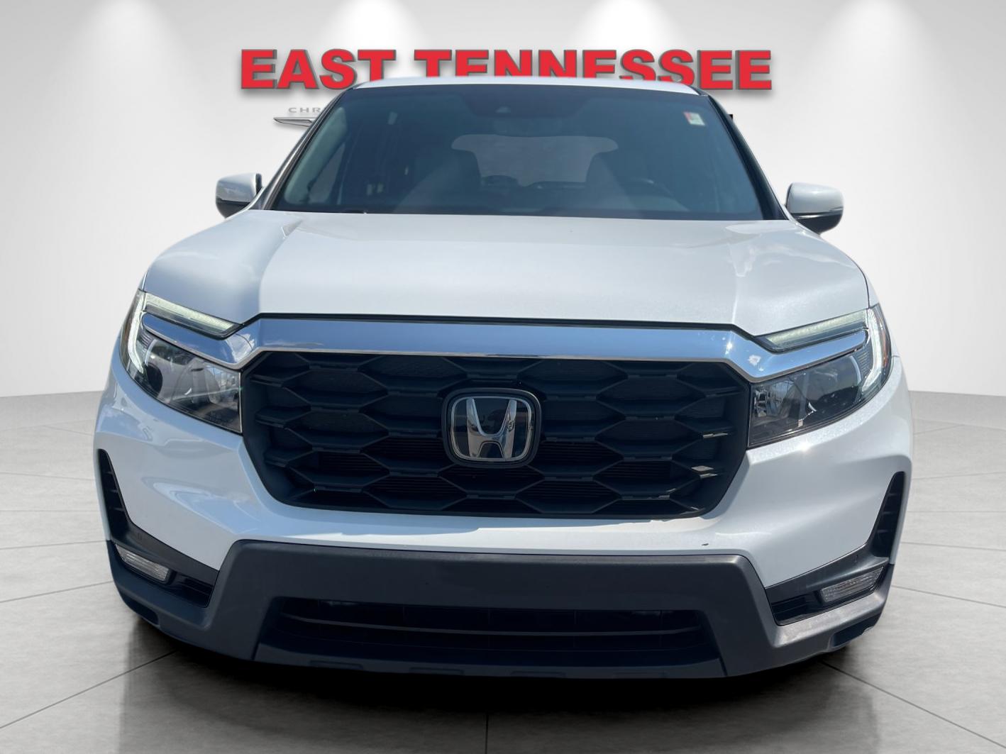 Used 2022 White Honda EX-L image 9