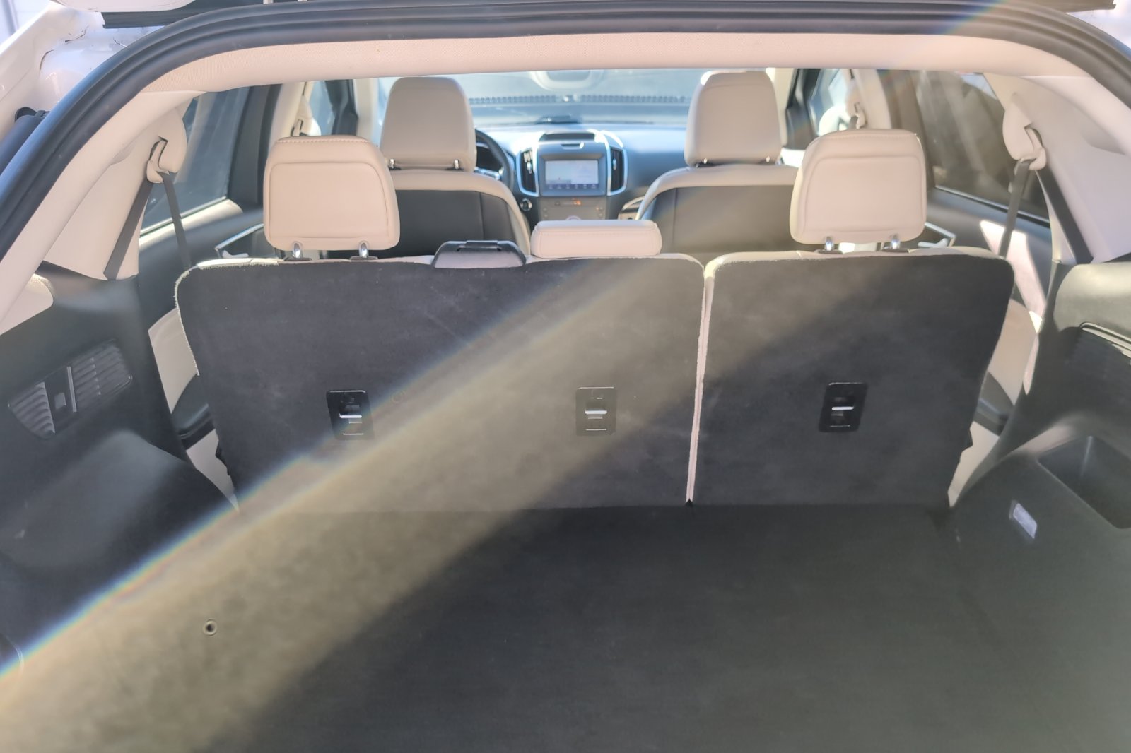 Used 2020 White Ford Titanium image 16