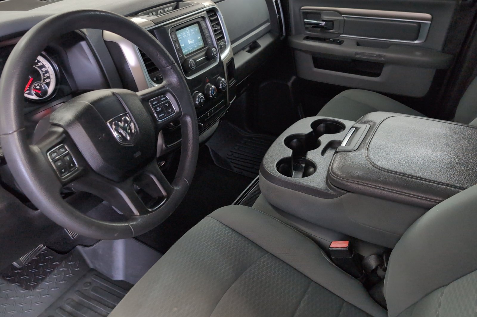 Used 2019 Silver Ram SLT image 11