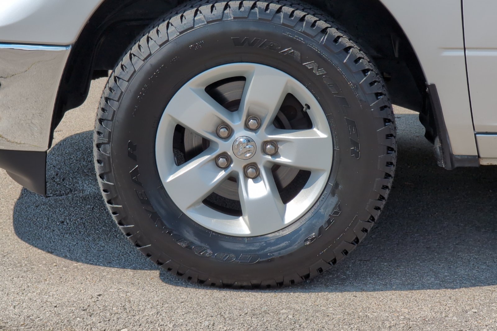Used 2019 Silver Ram SLT image 26