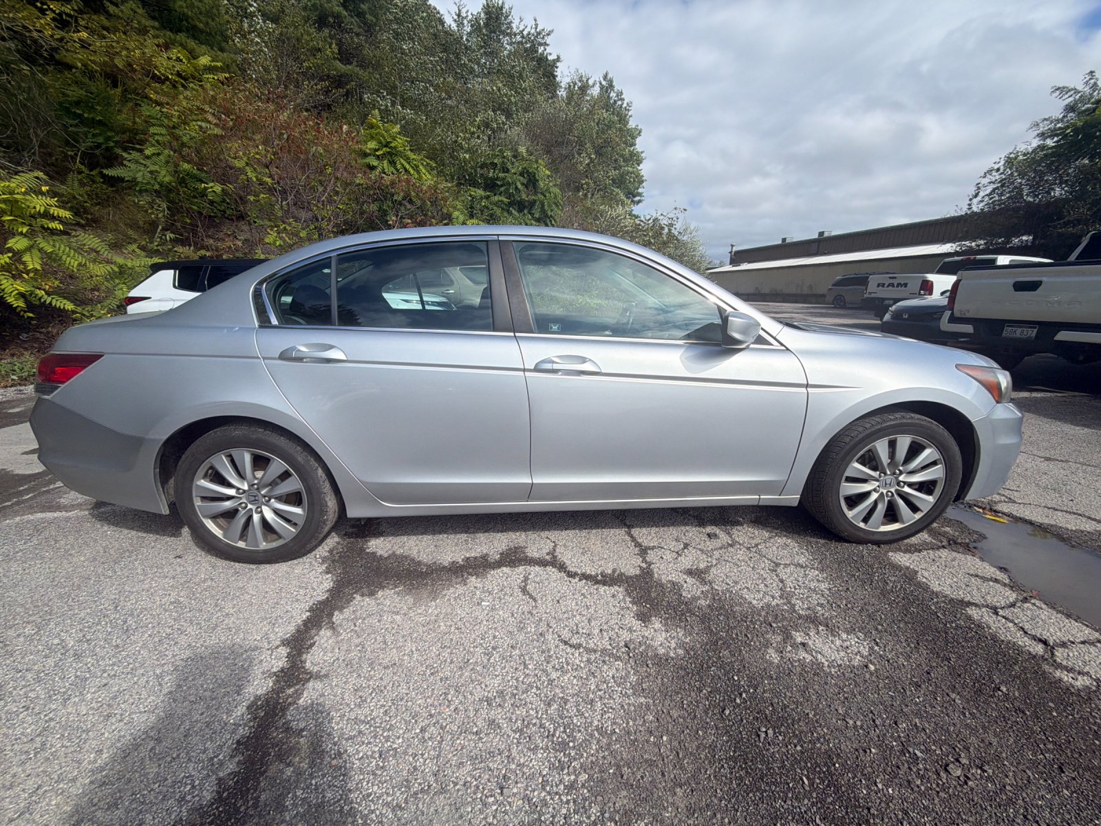 Used 2012 Alabaster Silver Metallic Honda EX image 6