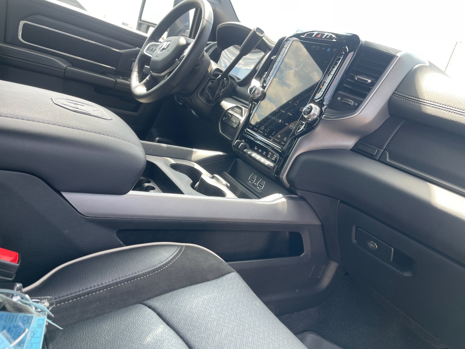 Used 2023 Blue Ram Laramie image 17