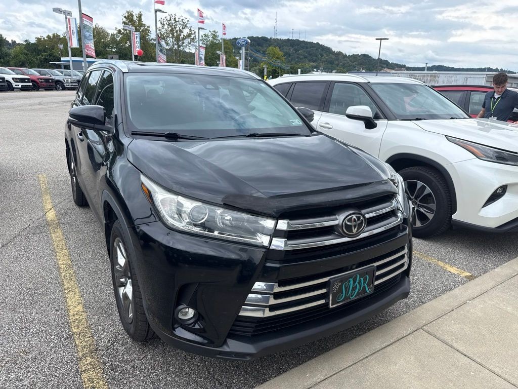 Used 2019 Black Toyota Limited Platinum image 3