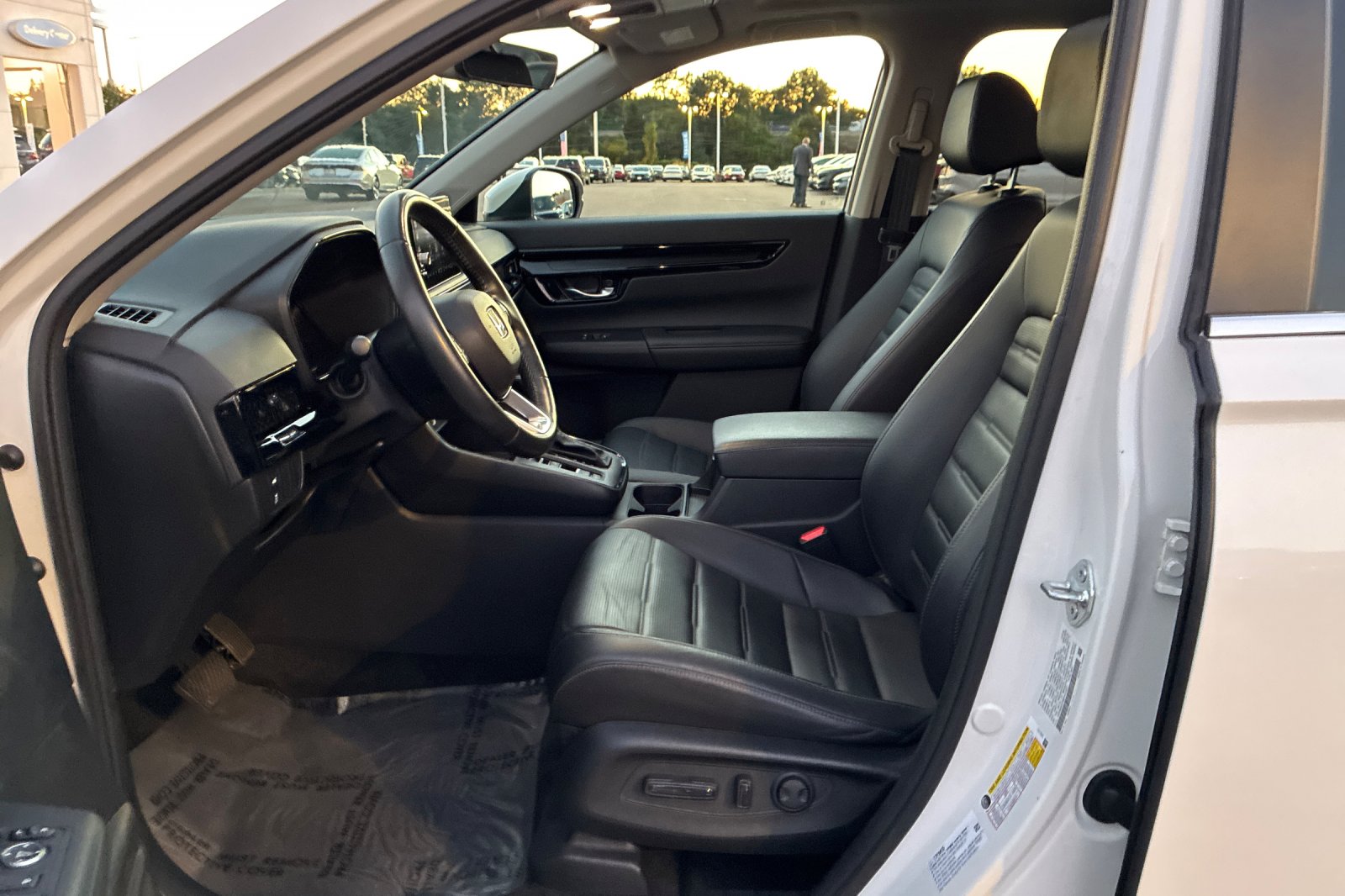 Used 2025 Platinum White Pearl Honda EX-L image 11