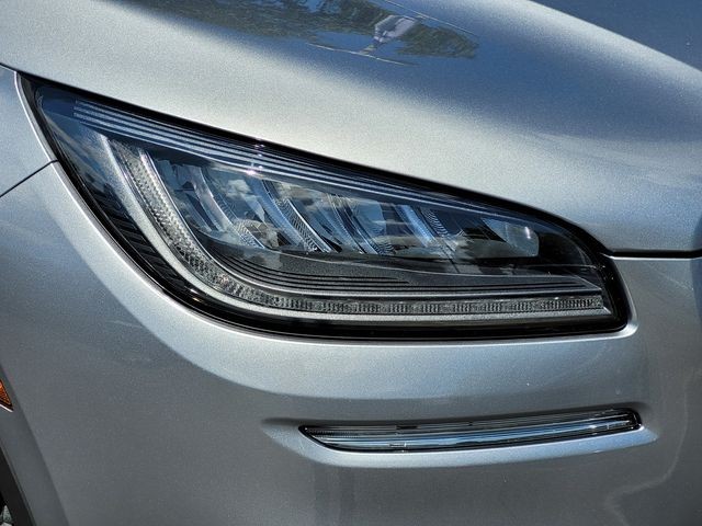 Used 2022 Silver Lincoln Standard image 11