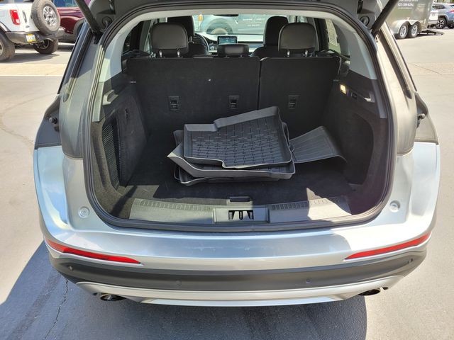 Used 2022 Silver Lincoln Standard image 18