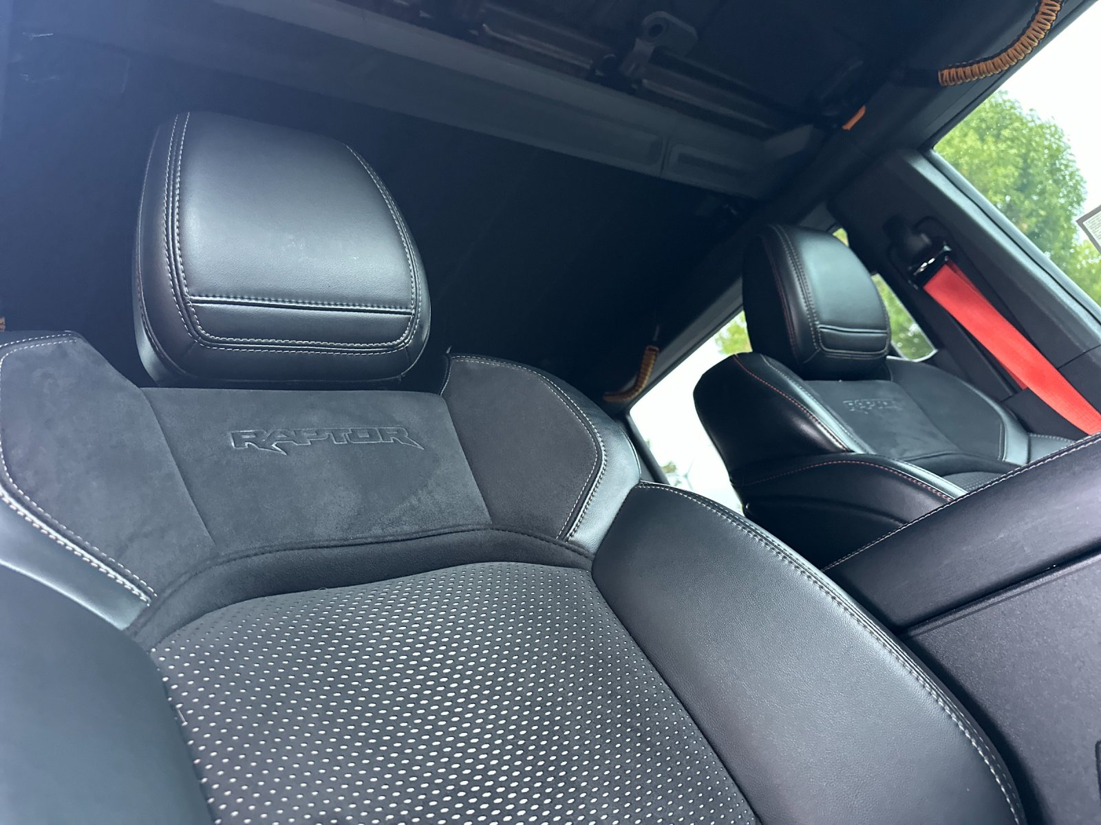 Used 2022 Orange Ford Raptor image 16