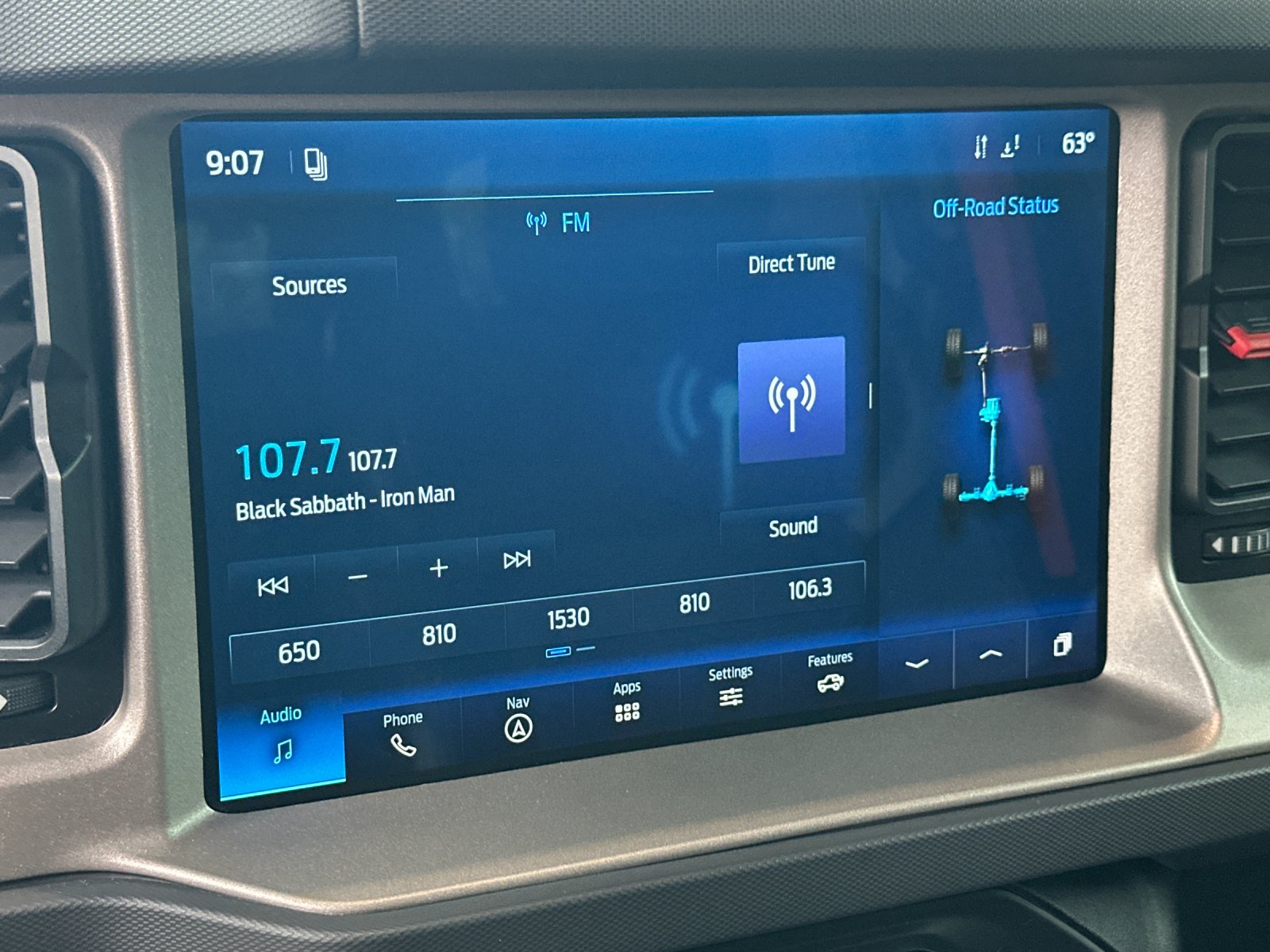 Used 2022 Orange Ford Raptor image 17