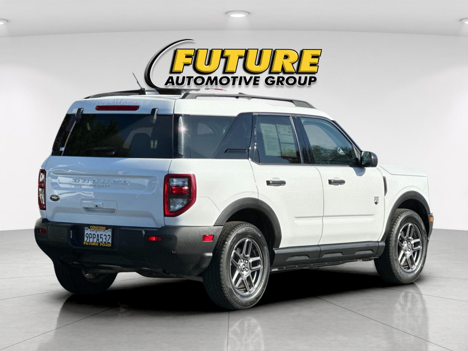 Used 2025 White Ford Big Bend image 3