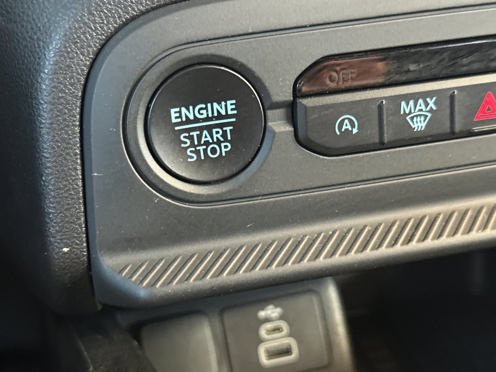 Used 2025 White Ford Big Bend image 21