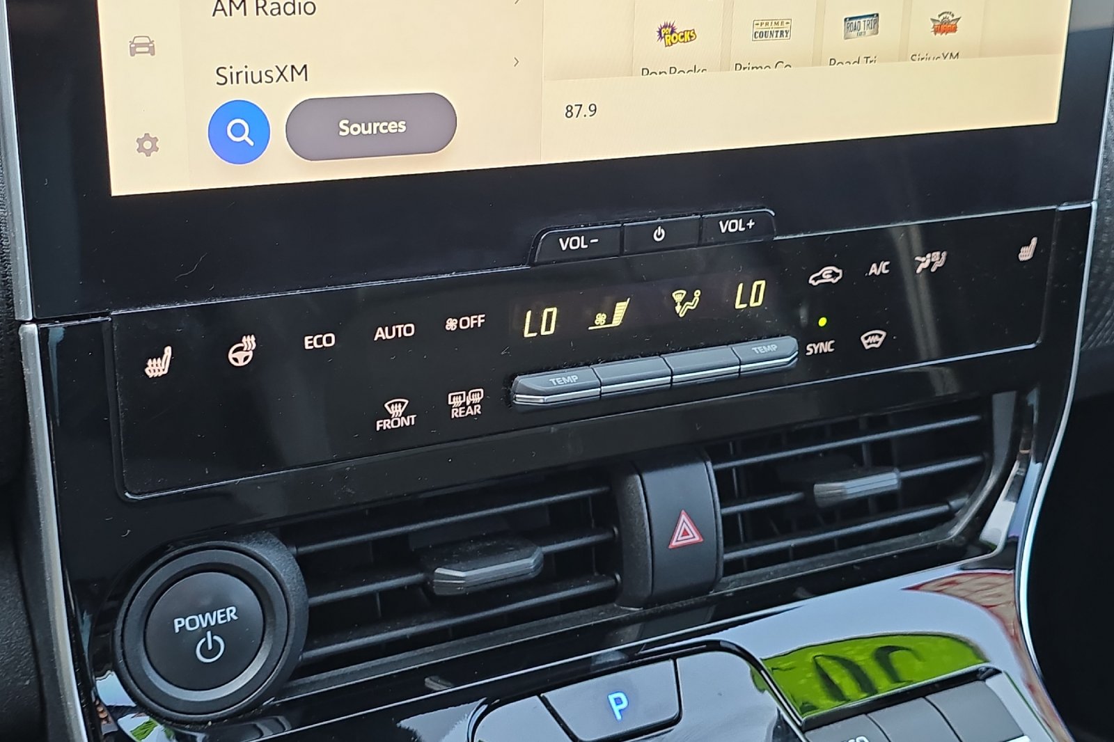 Used 2023 Beige Toyota XLE image 17