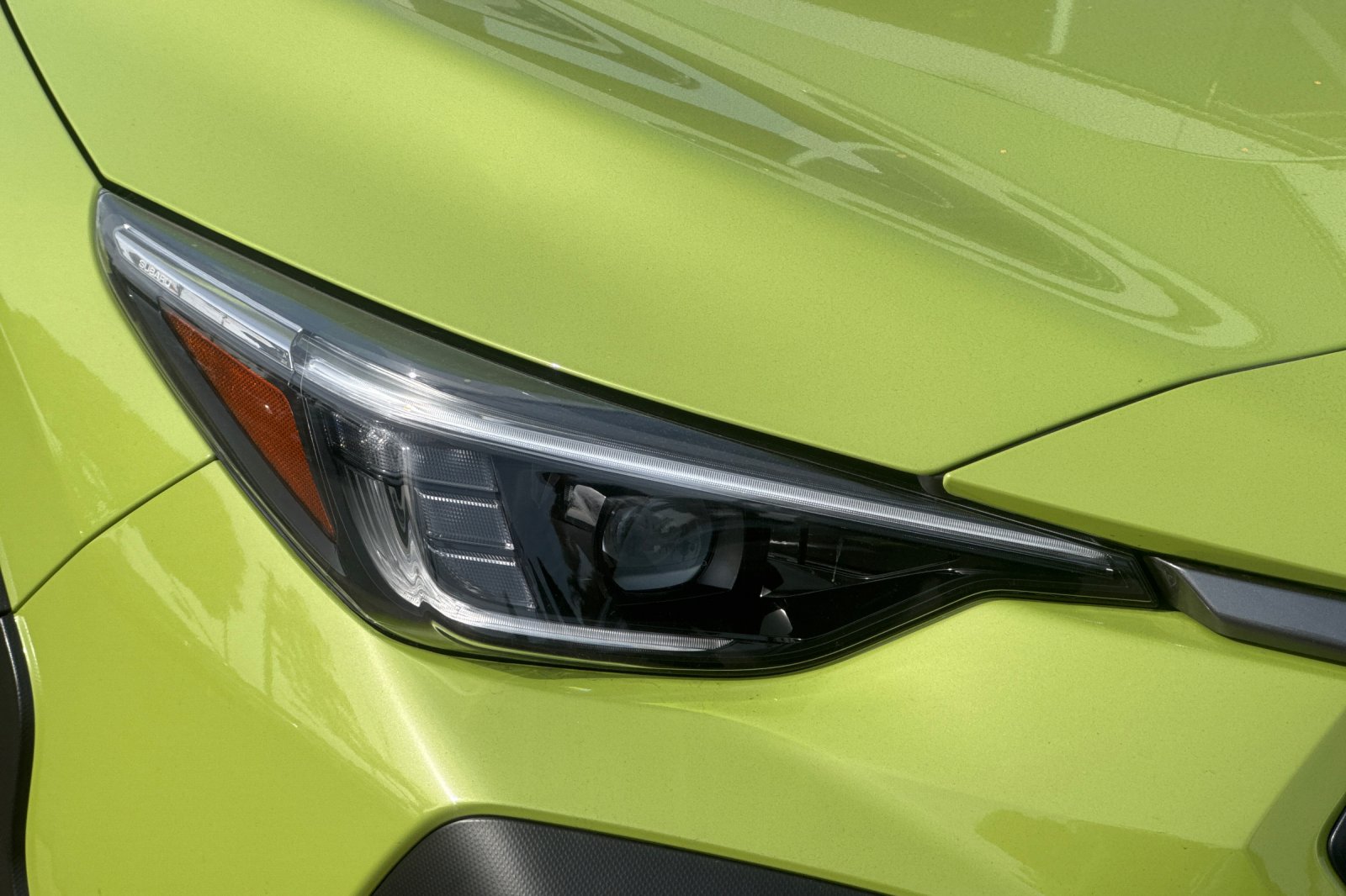 New 2026 CITRON YELLOW PEARL Subaru Limited Hybrid image 34