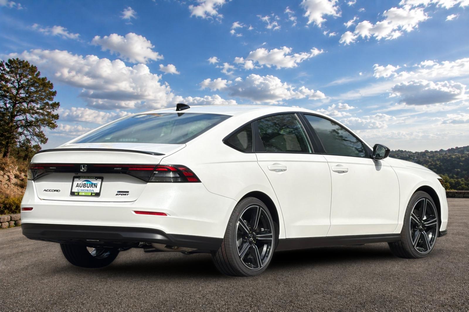New 2026 Platinum White Pearl Honda Sport image 4