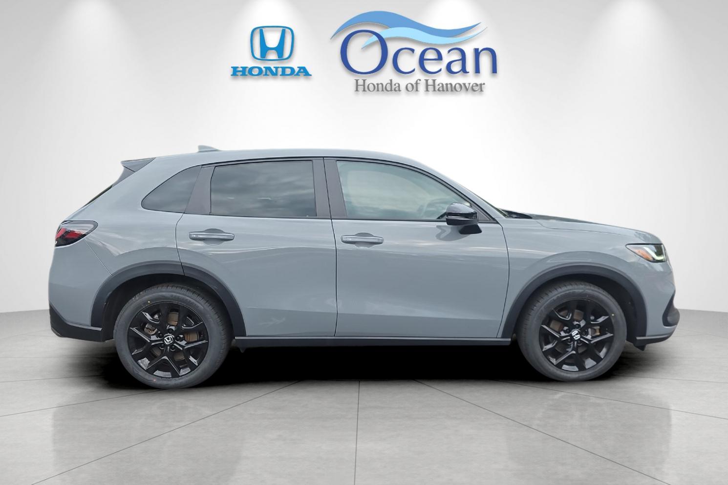 Used 2025 Urban Gray Pearl Honda Sport image 2