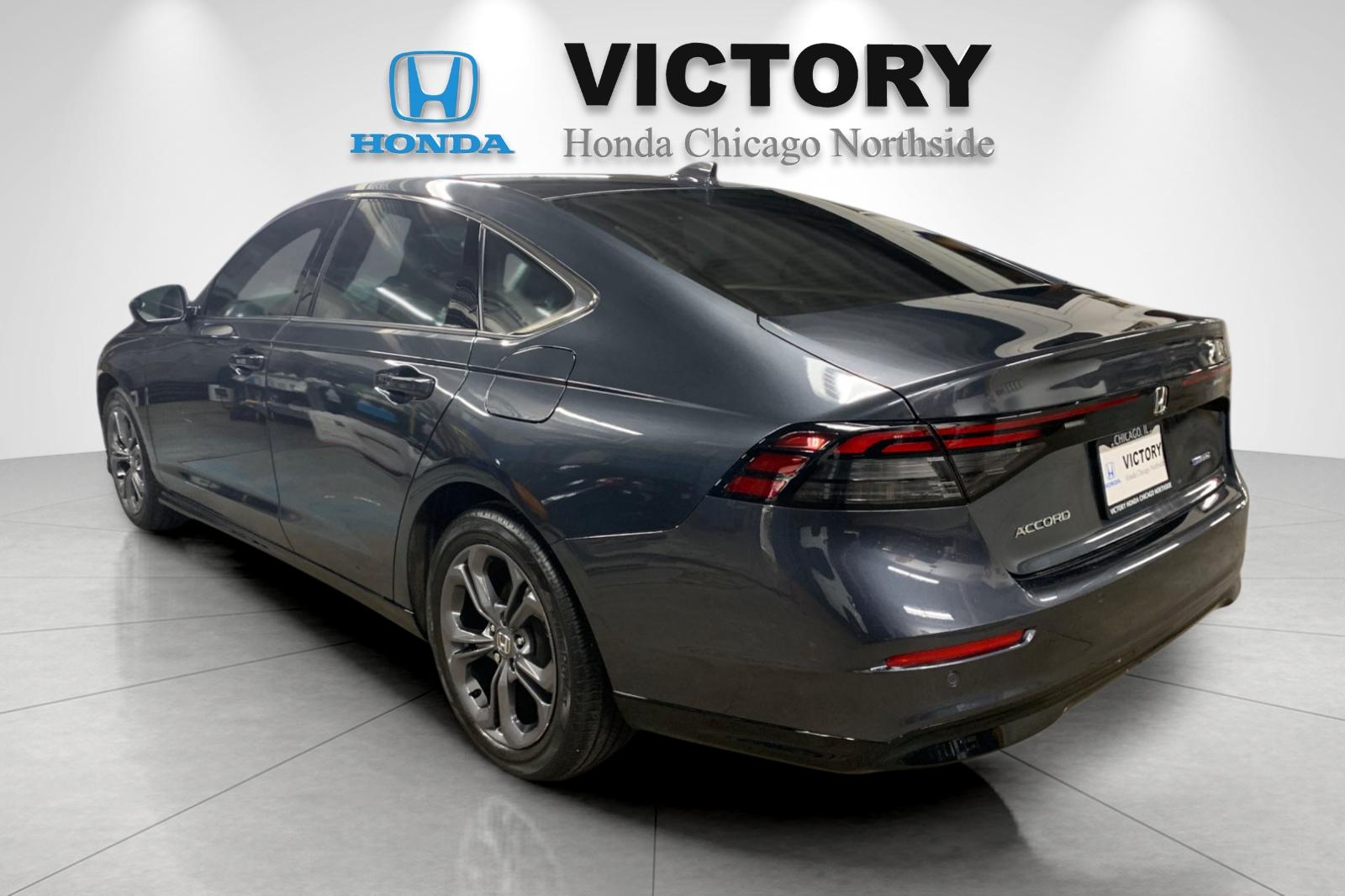 Certified Used 2025  Honda EX-L image 4