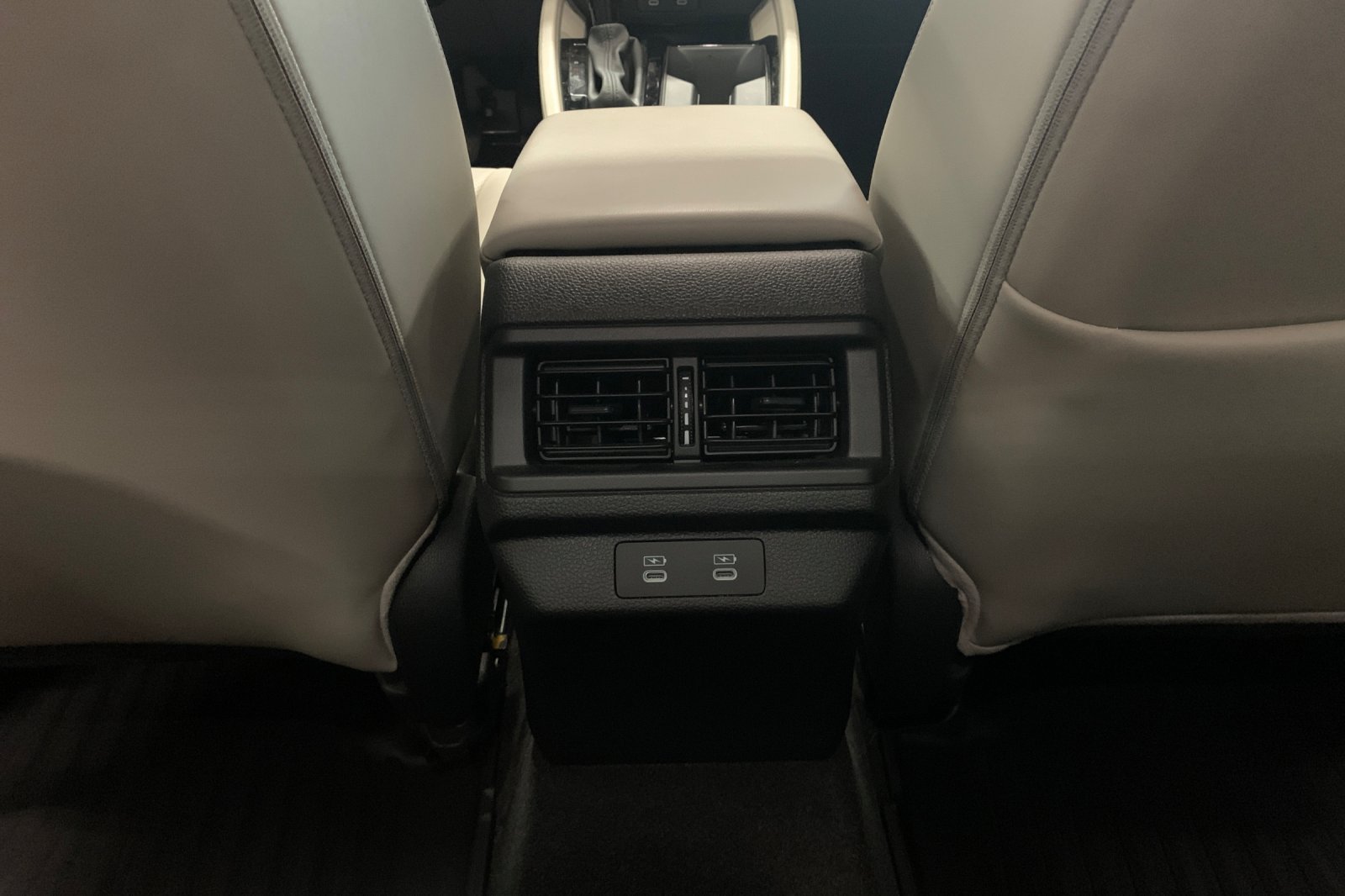 Certified Used 2025  Honda EX-L image 13