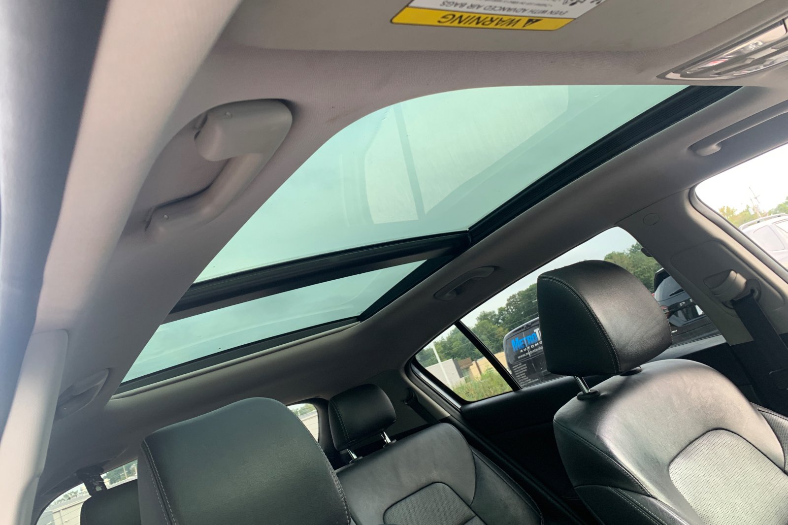 Used 2018 Pacific Blue Kia EX image 20