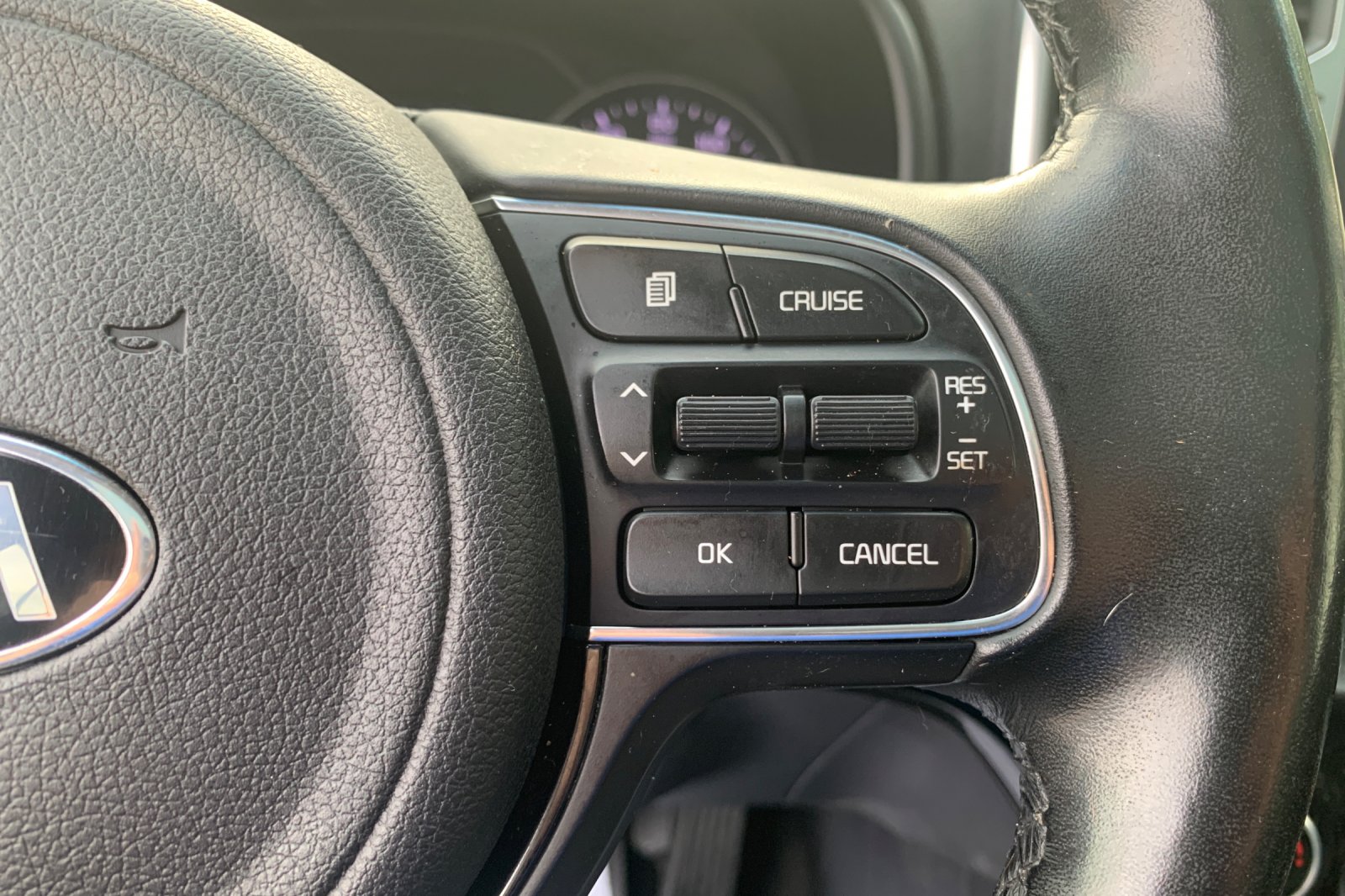 Used 2018 Pacific Blue Kia EX image 31