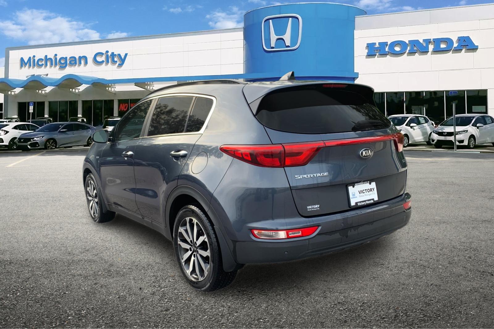 Used 2018 Pacific Blue Kia EX image 3