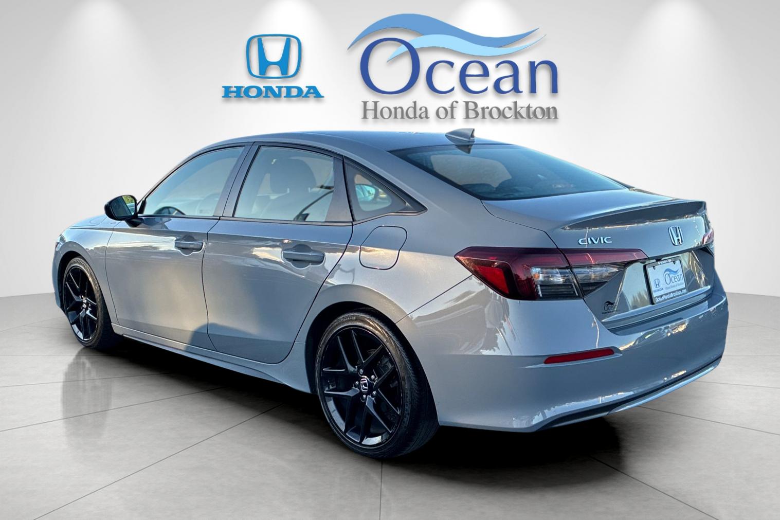 Used 2025 Urban Gray Pearl Honda Sport image 5
