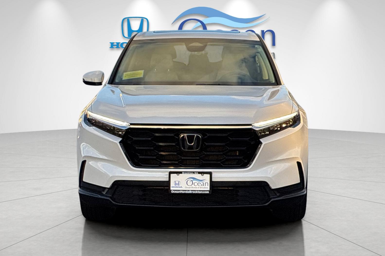 Used 2023 Platinum White Pearl Honda EX image 8