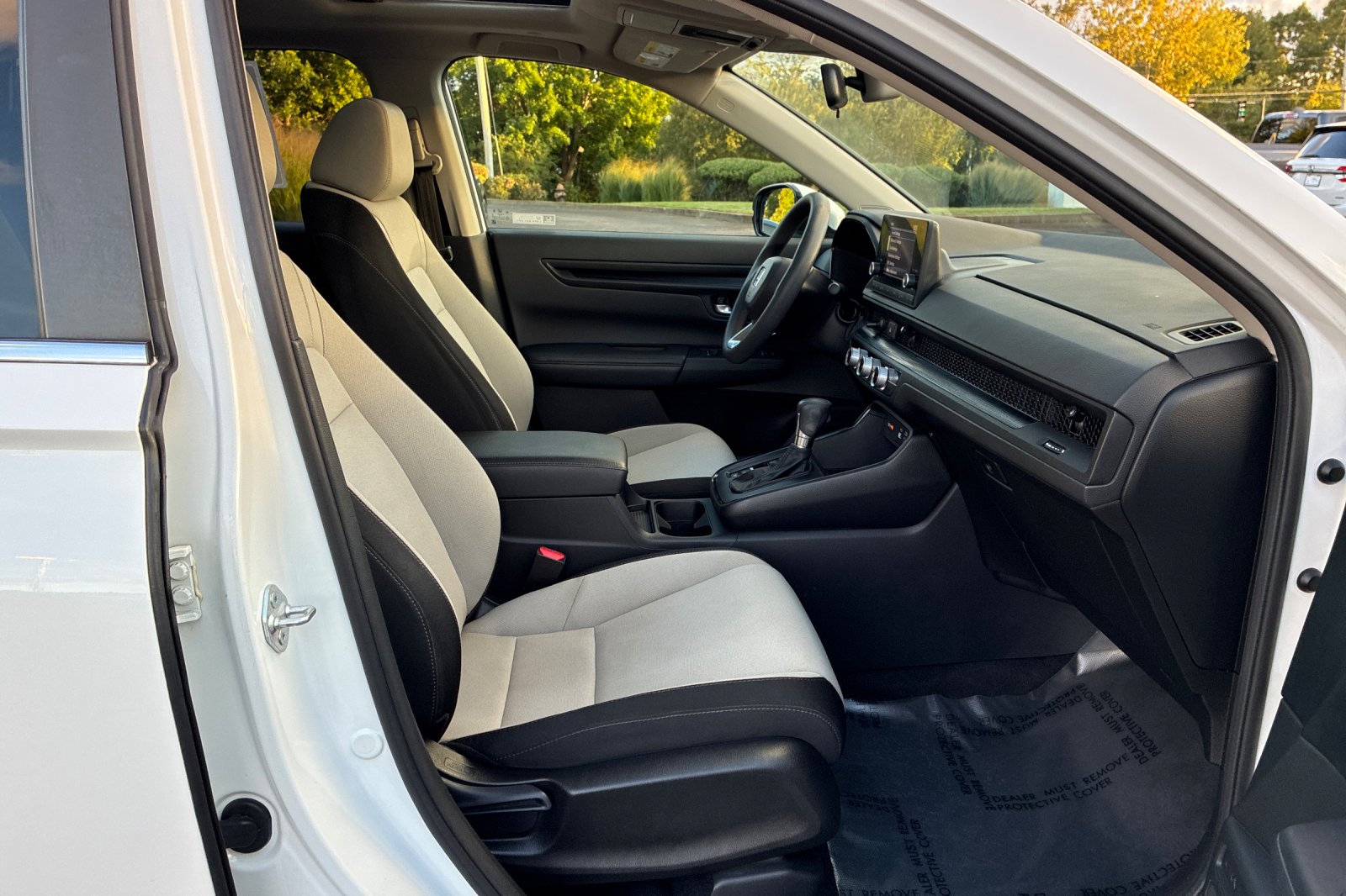 Used 2023 Platinum White Pearl Honda EX image 21