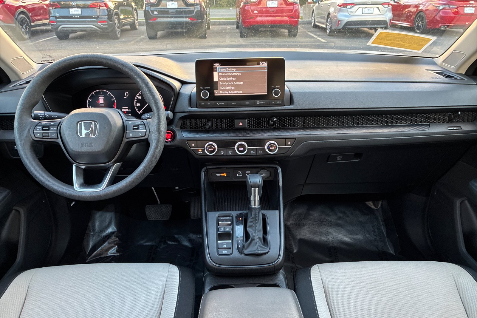 Used 2023 Platinum White Pearl Honda EX image 16
