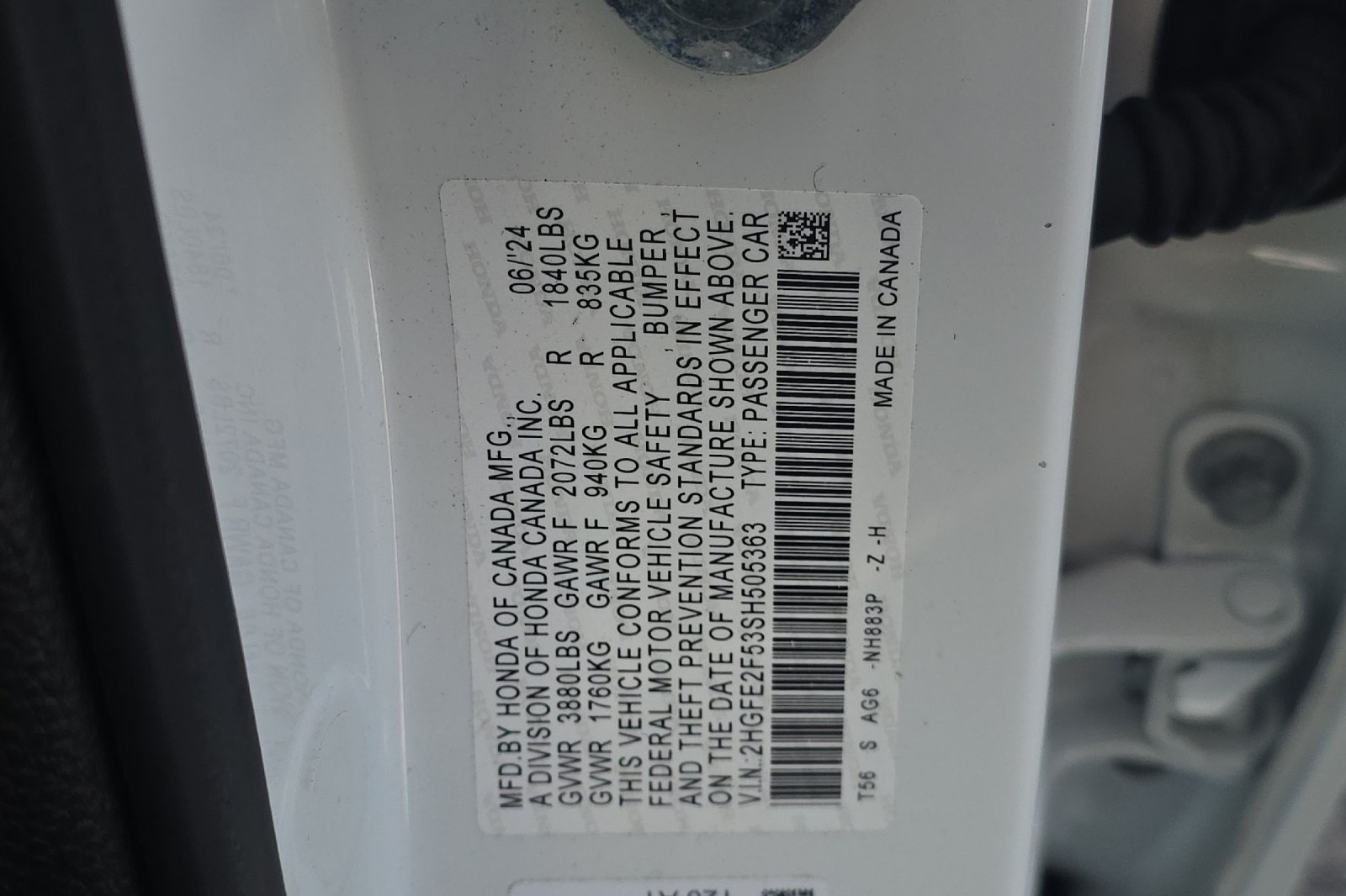 Used 2025 Platinum White Pearl Honda Sport image 24