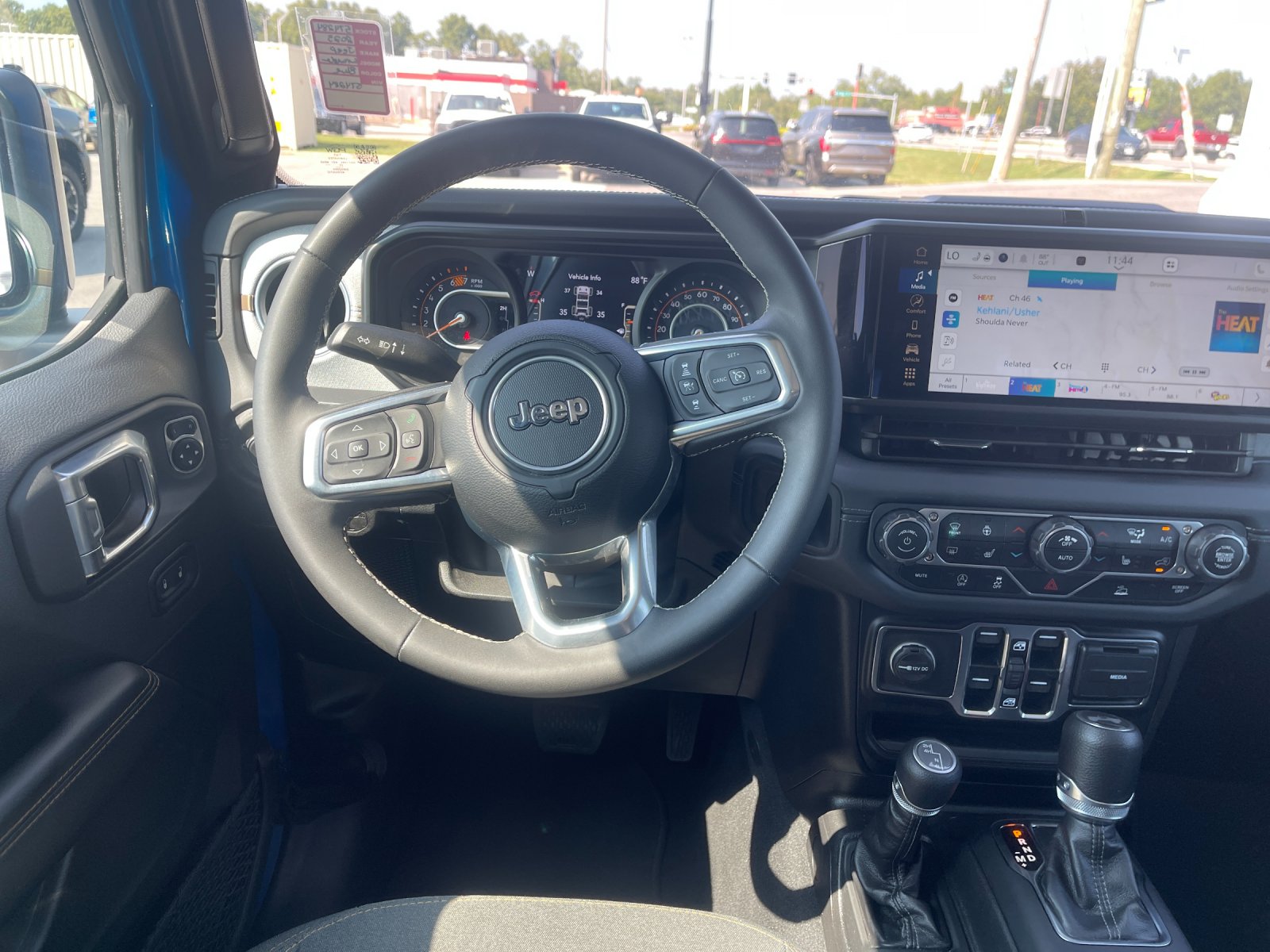 Used 2025 Blue Jeep Sahara image 16