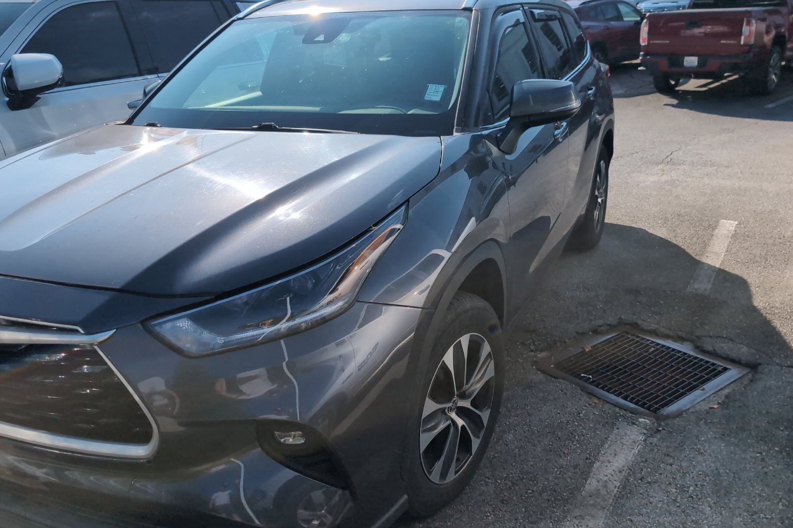 Used 2021 Gray Toyota XLE image 11