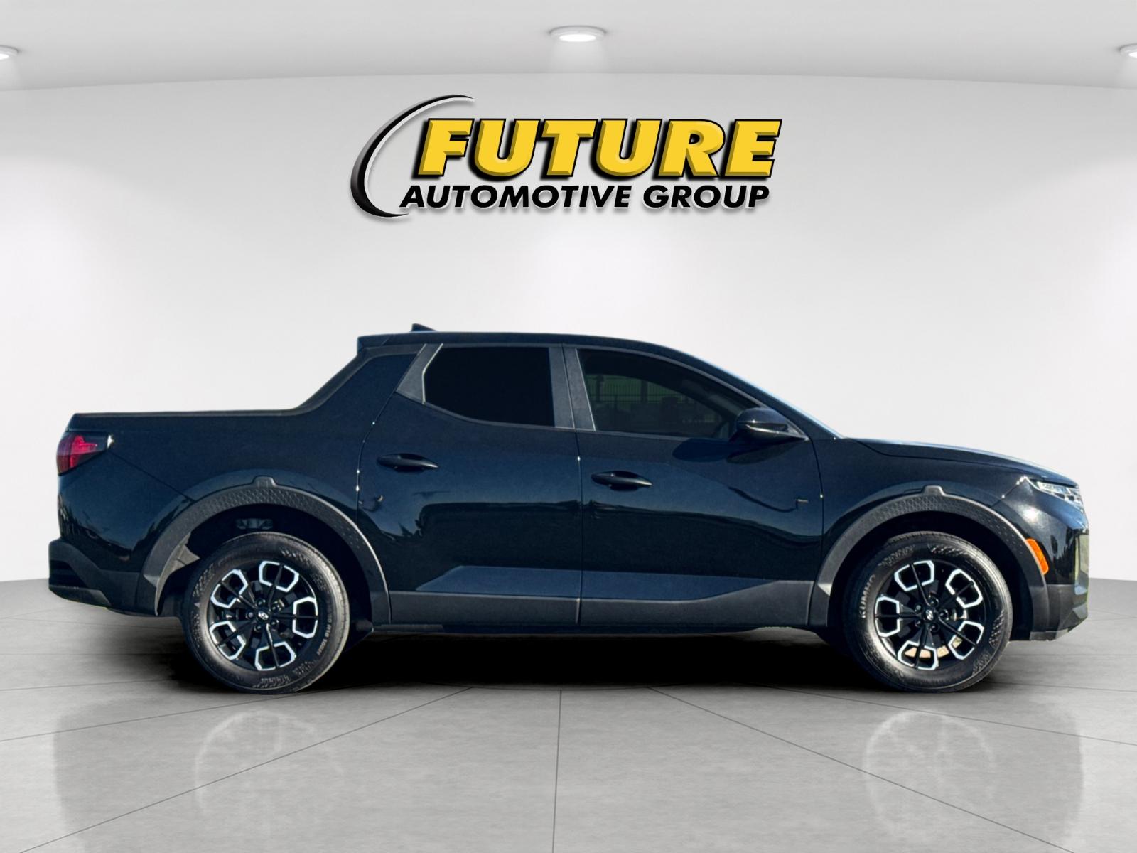 Certified Used 2024 Black Hyundai SE image 2