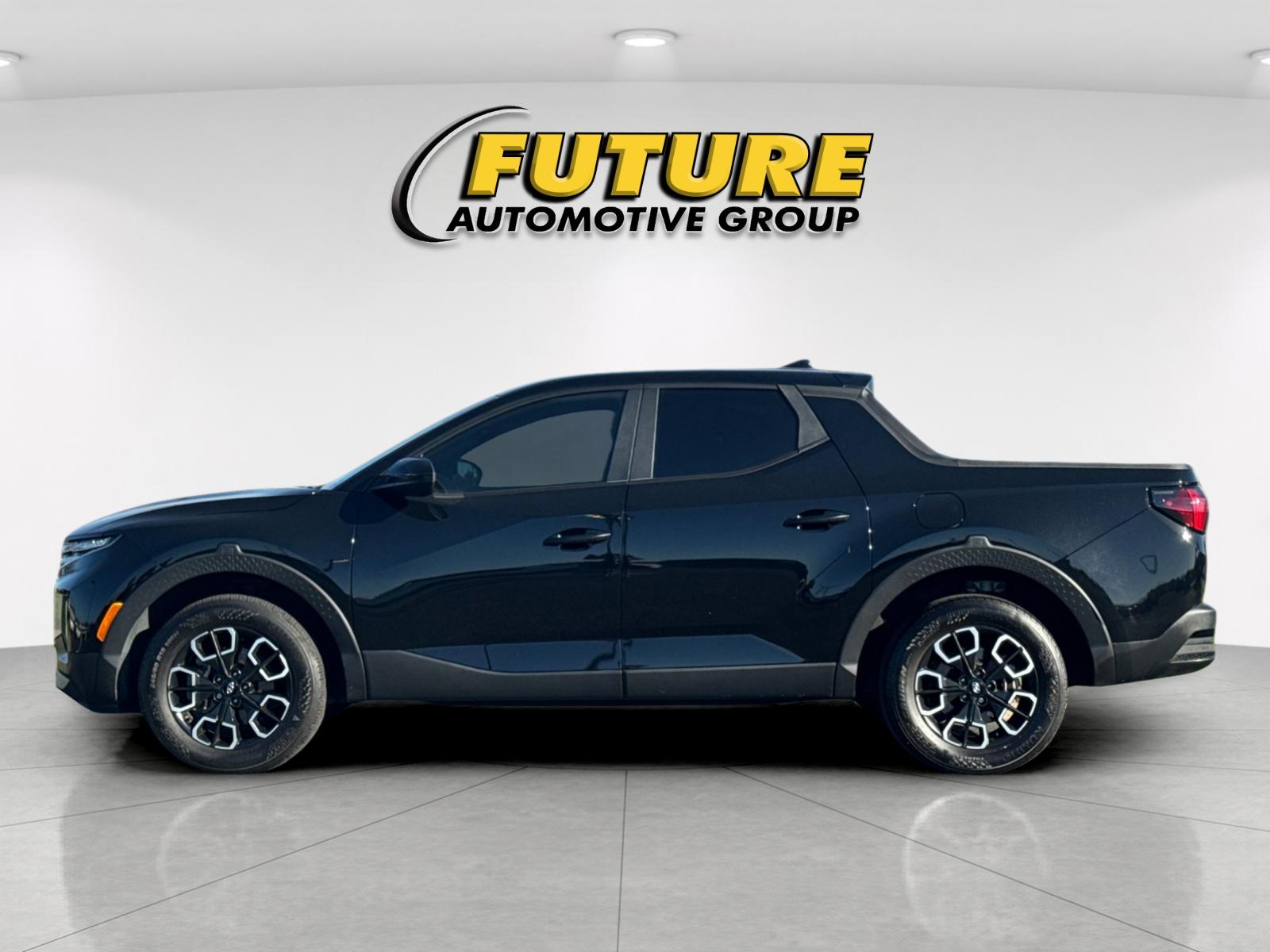 Certified Used 2024 Black Hyundai SE image 6