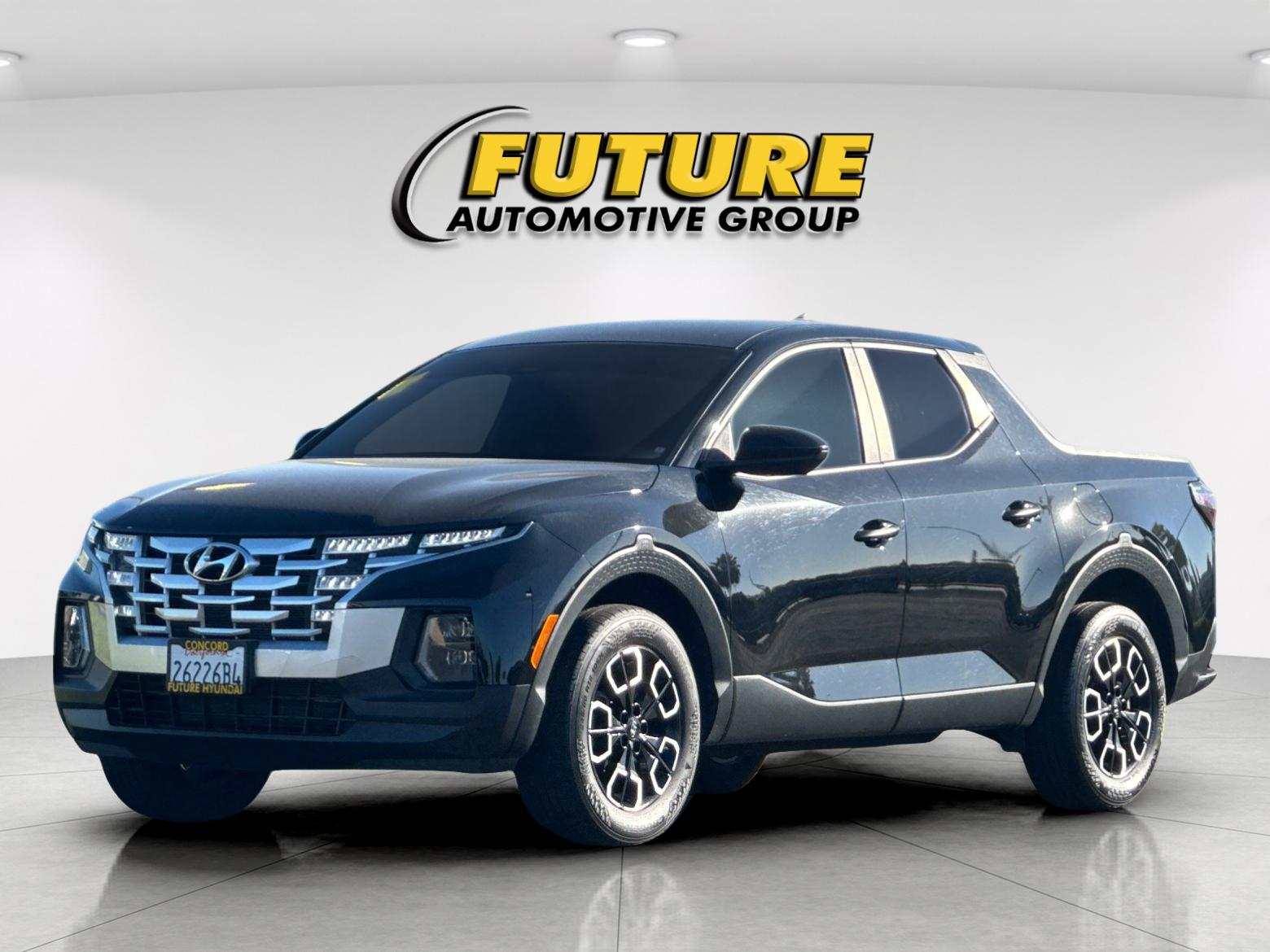 Certified Used 2024 Black Hyundai SE image 7