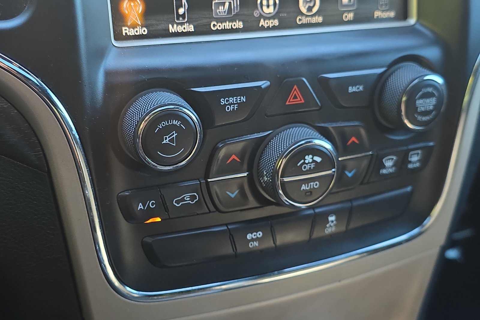 Used 2015 Deep Cherry Red Crystal Pearlcoat Jeep Altitude image 20