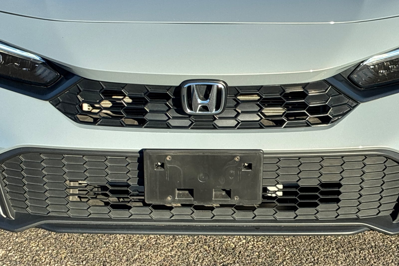 Used 2025 Urban Gray Pearl Honda Sport image 40