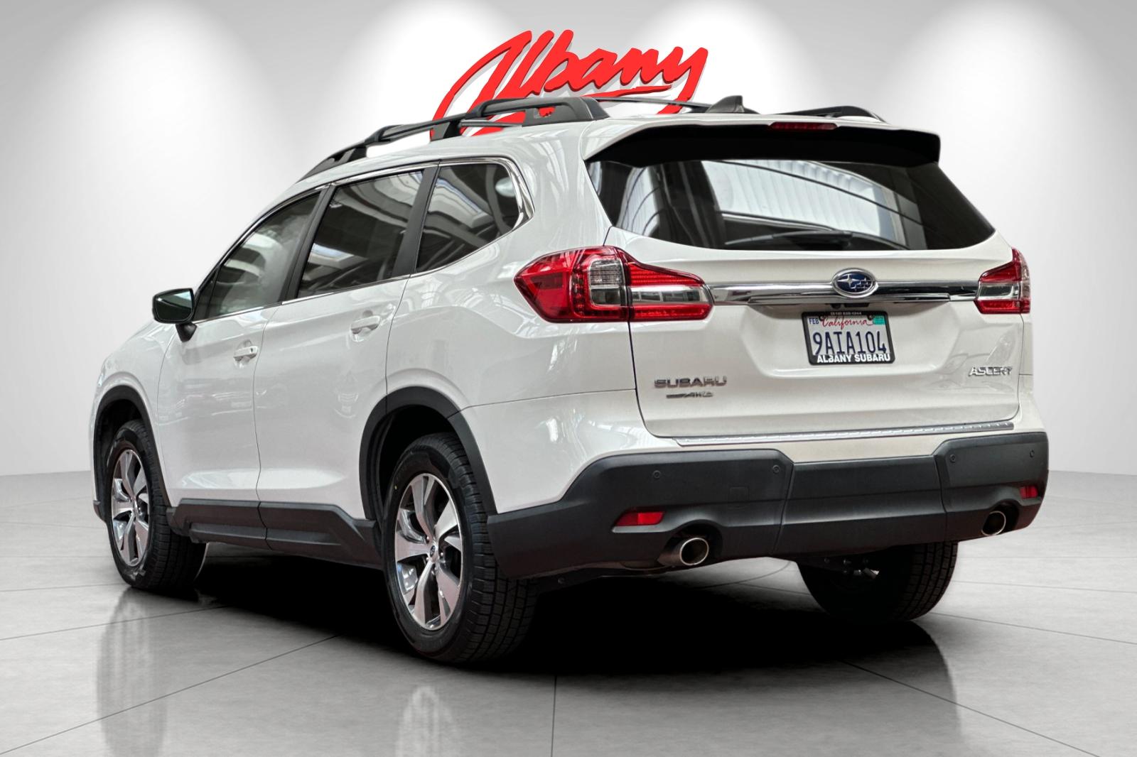 Certified Used 2022 White Subaru Premium image 7
