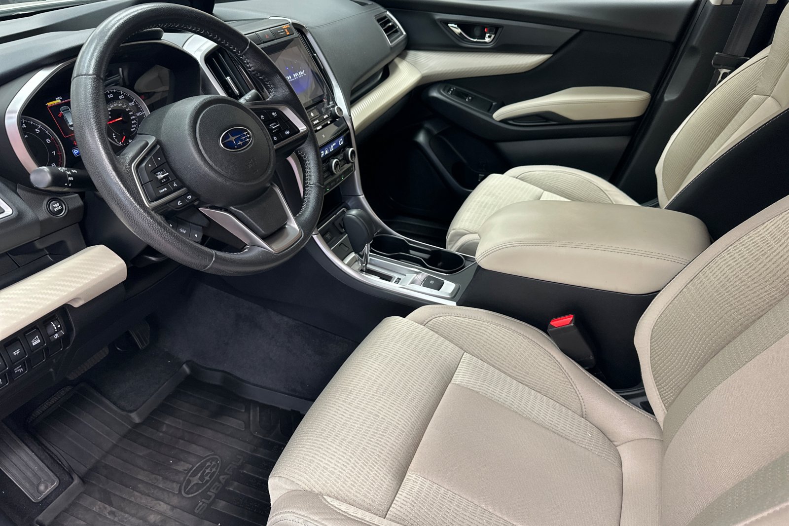 Certified Used 2022 White Subaru Premium image 13