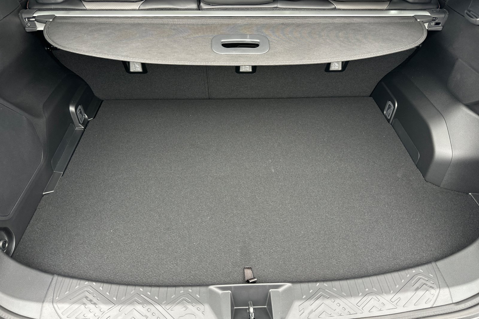 New 2026 ICE SILVER METALLIC Subaru Limited Hybrid image 17