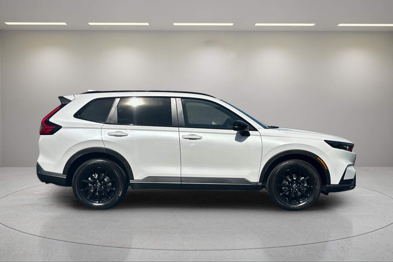 New 2027 Platinum White Pearl Honda Sport-L image 3
