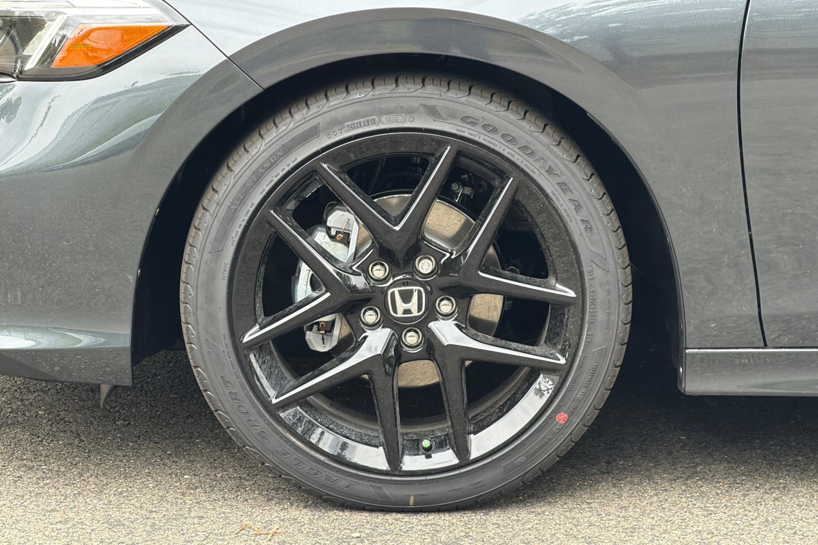 New 2026 Meteorite Gray Metallic Honda Sport image 31