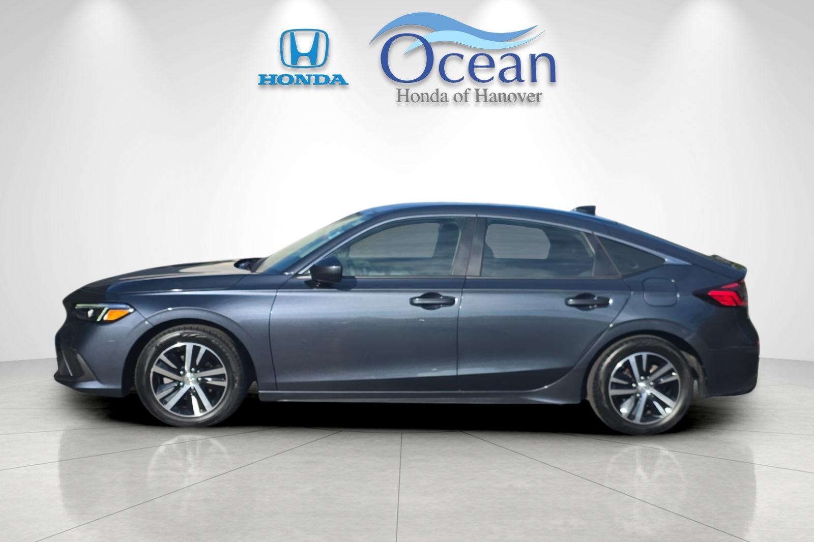 Used 2024 Meteorite Gray Metallic Honda LX image 6