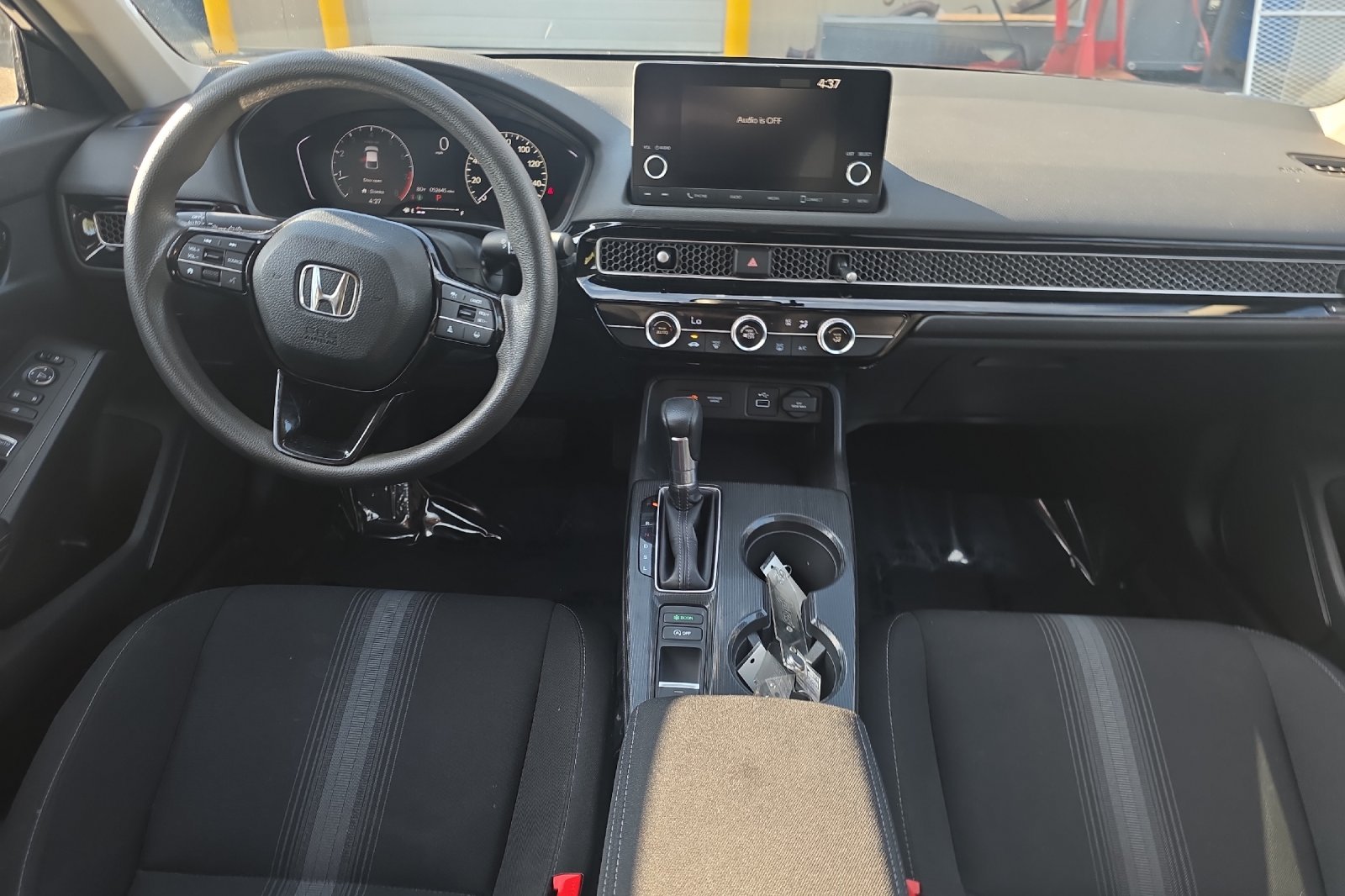 Used 2024 Meteorite Gray Metallic Honda LX image 14