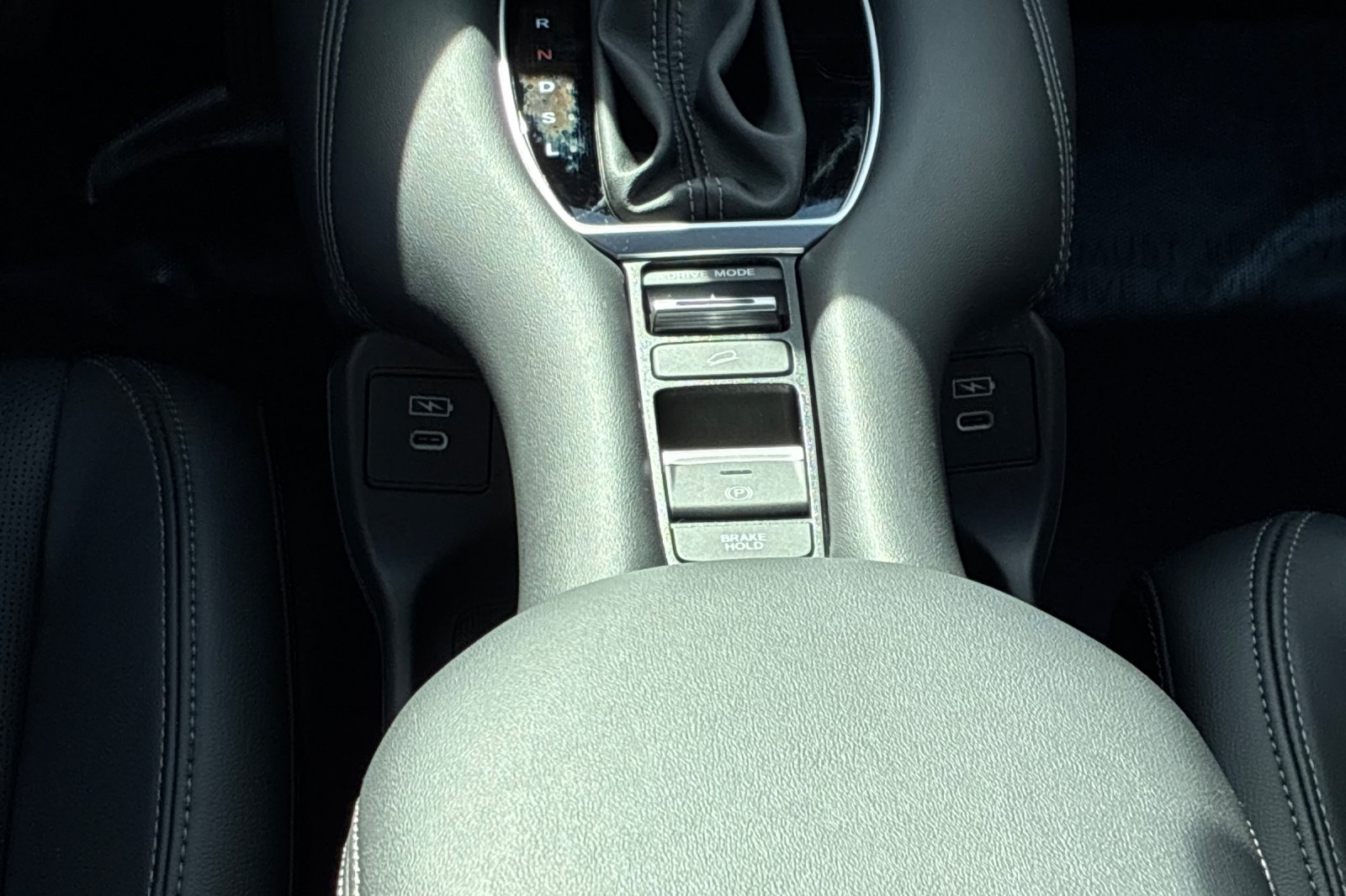 Used 2025 Crystal Black Honda EX-L image 19
