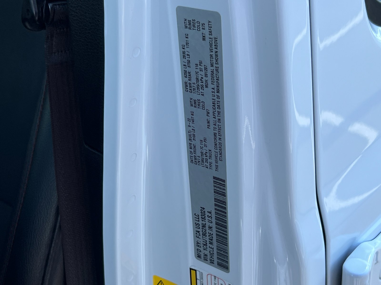 Used 2022 White Jeep Rubicon image 25