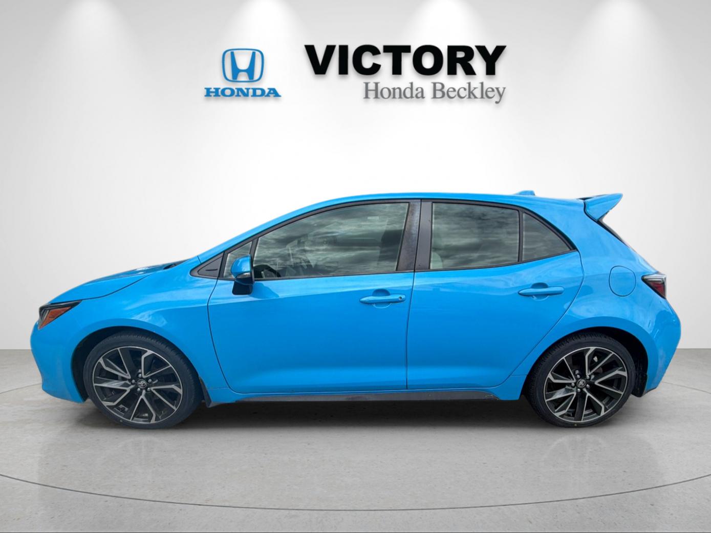 Used 2022 Blue Flame Toyota XSE image 2