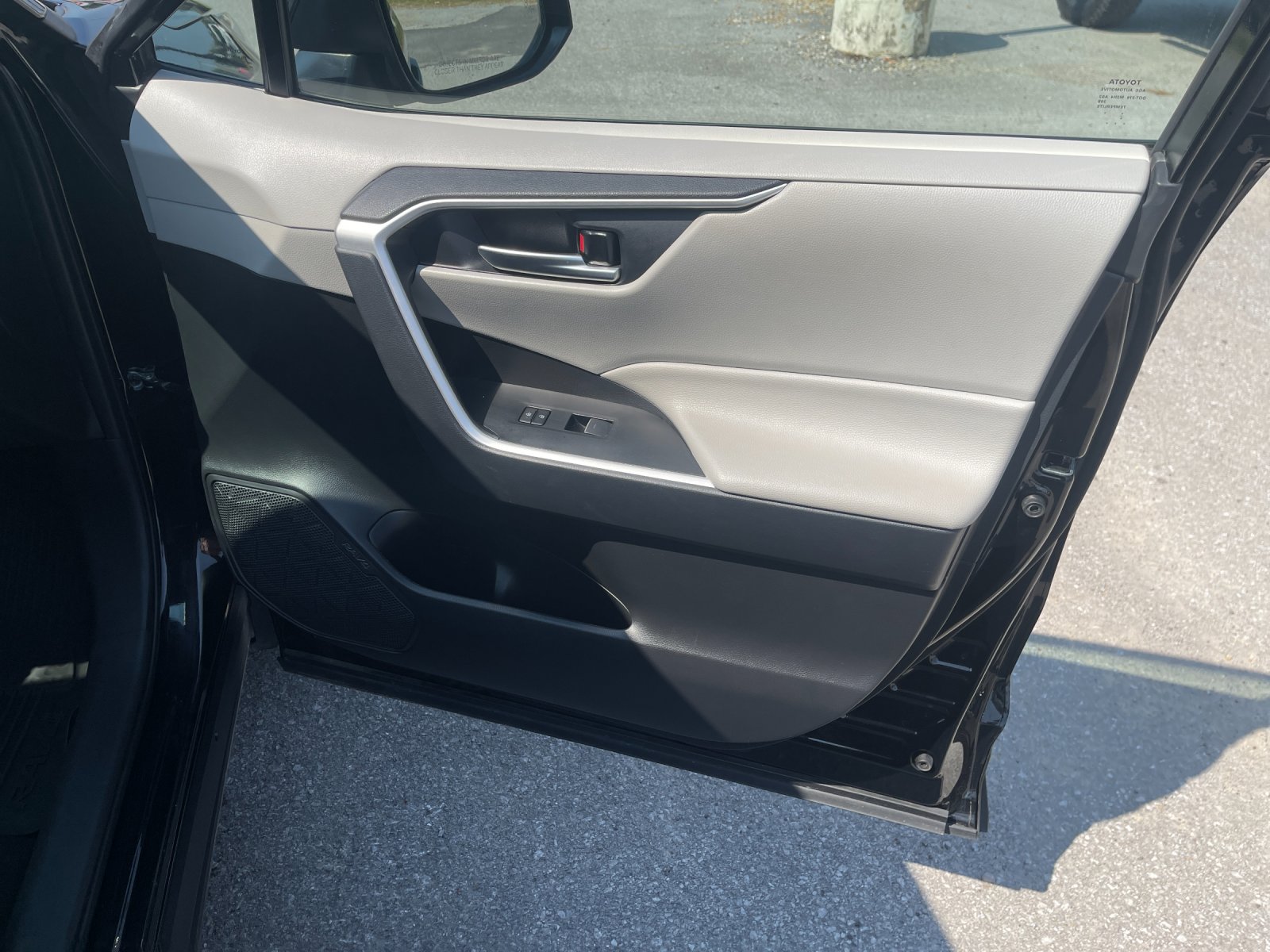 Used 2025 Black Toyota XLE image 21