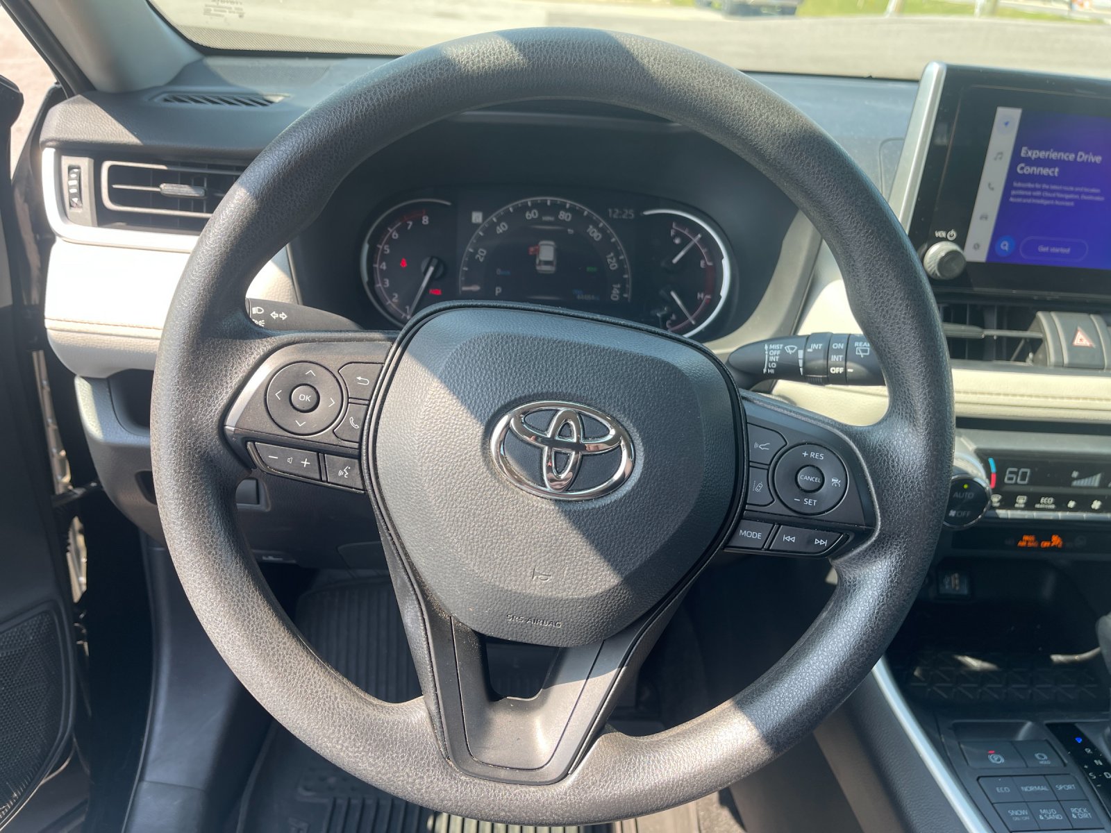 Used 2025 Black Toyota XLE image 27
