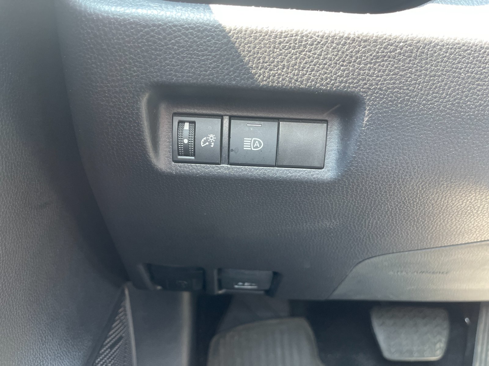 Used 2025 Black Toyota XLE image 32