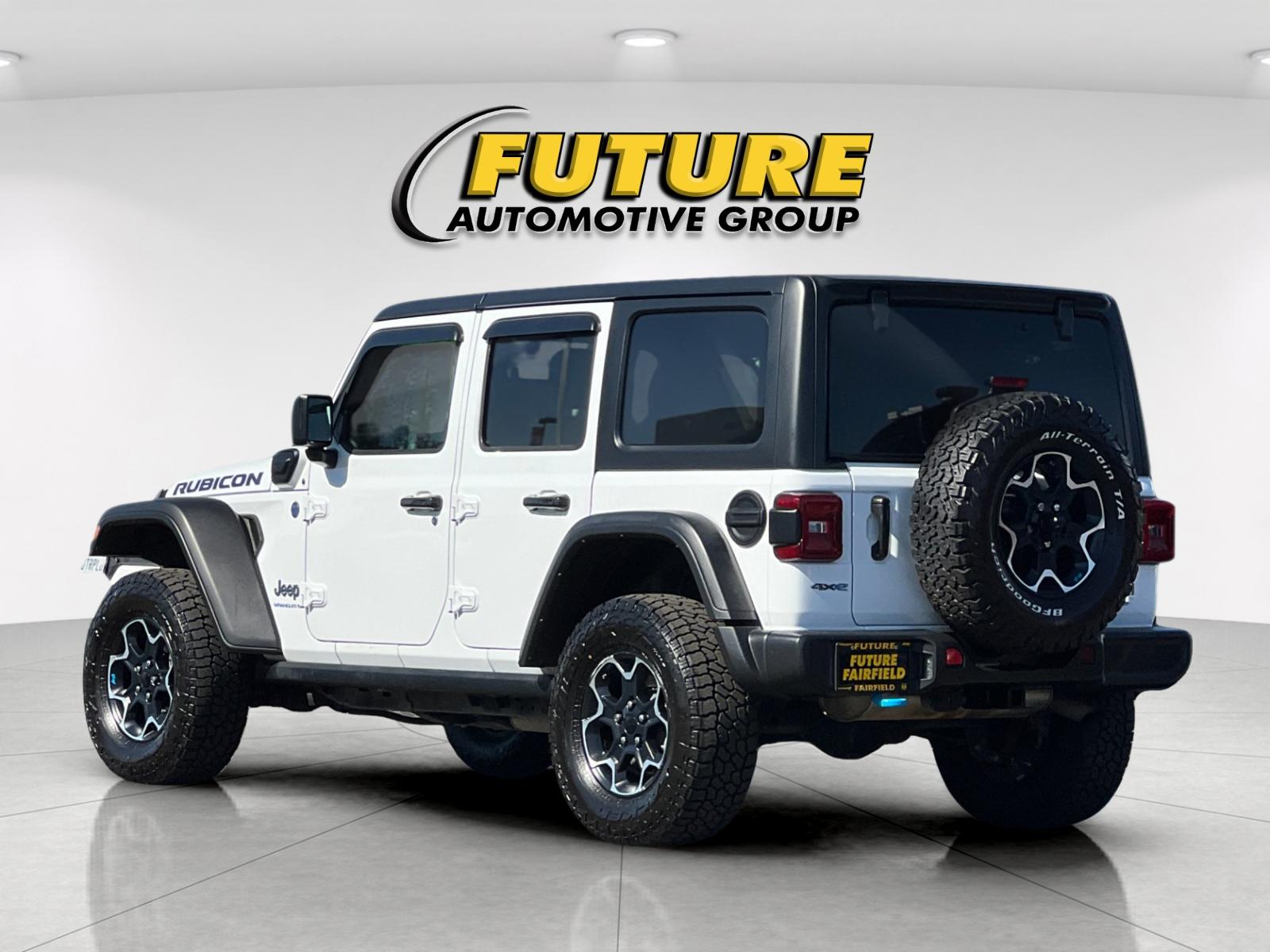 Used 2023 White Jeep Rubicon 4xe image 5