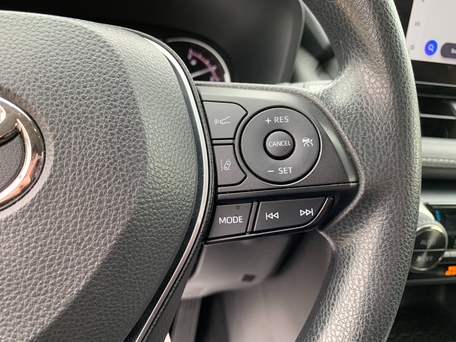 Used 2025 Gray Toyota XLE image 28